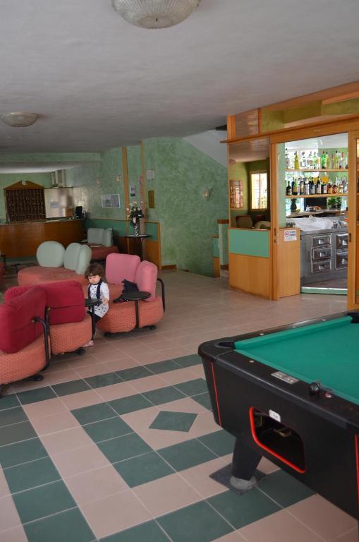 Hotel Aiglon Rimini Bagian luar foto
