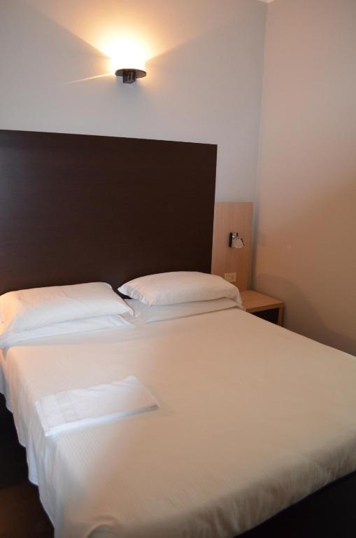 Hotel Aiglon Rimini Ruang foto