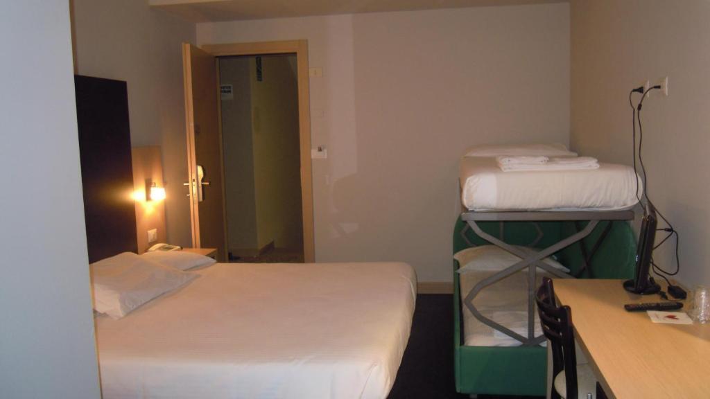 Hotel Aiglon Rimini Ruang foto
